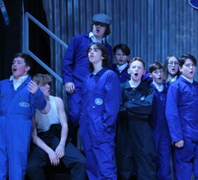 Made in dagenham 2022 975